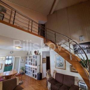 Šibenik, Grad prodaja dvoetažni  trosoban stan, terasa