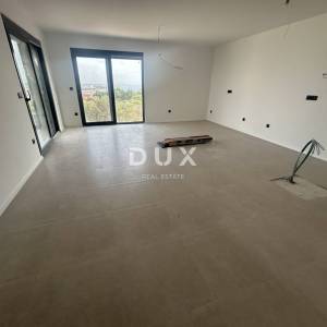 ŠIBENIK, VODICE - Dvojna kuća s bazenom i panoramskim pogledom na more i Vodice