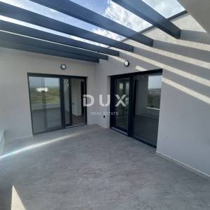 ŠIBENIK, VODICE - Dvojna kuća s bazenom i panoramskim pogledom na more i Vodice