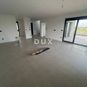 ŠIBENIK, VODICE - Dvojna kuća s bazenom i panoramskim pogledom na more i Vodice