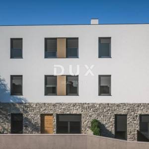 ŠIBENIK, ŽABORIĆ - Luksuzni trosobni stan u novogradnji s pogledom na more