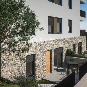 ŠIBENIK, ŽABORIĆ - Predivan dvosobni stan u novogradnji s pogledom na more