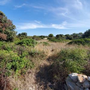 SILBA - GRAĐ. ZEMLJ. - 1.910m2***PRILIKA***