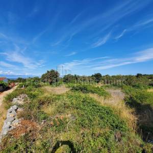 SILBA - GRAĐ. ZEMLJ. - 1.910m2***PRILIKA***