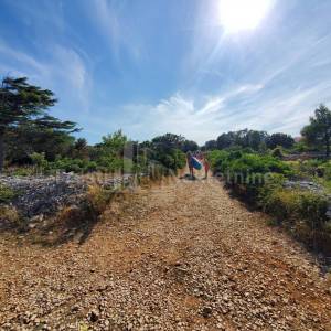 SILBA - GRAĐEVINSKO ZEMLJIŠTE - PRILIKA - 5772m2