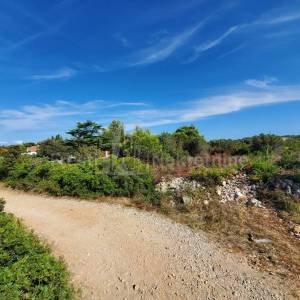 SILBA - GRAĐEVINSKO ZEMLJIŠTE - PRILIKA - 5772m2