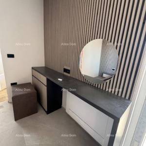 Šišan. Novoizgrađena kuća sa bazenom