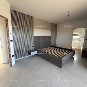 Šišan. Novoizgrađena kuća sa bazenom