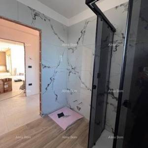 Šišan. Novoizgrađena kuća sa bazenom