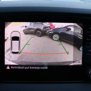 Škoda Karoq 2.0 TDi DSG *NAVIGACIJA, KAMERA*