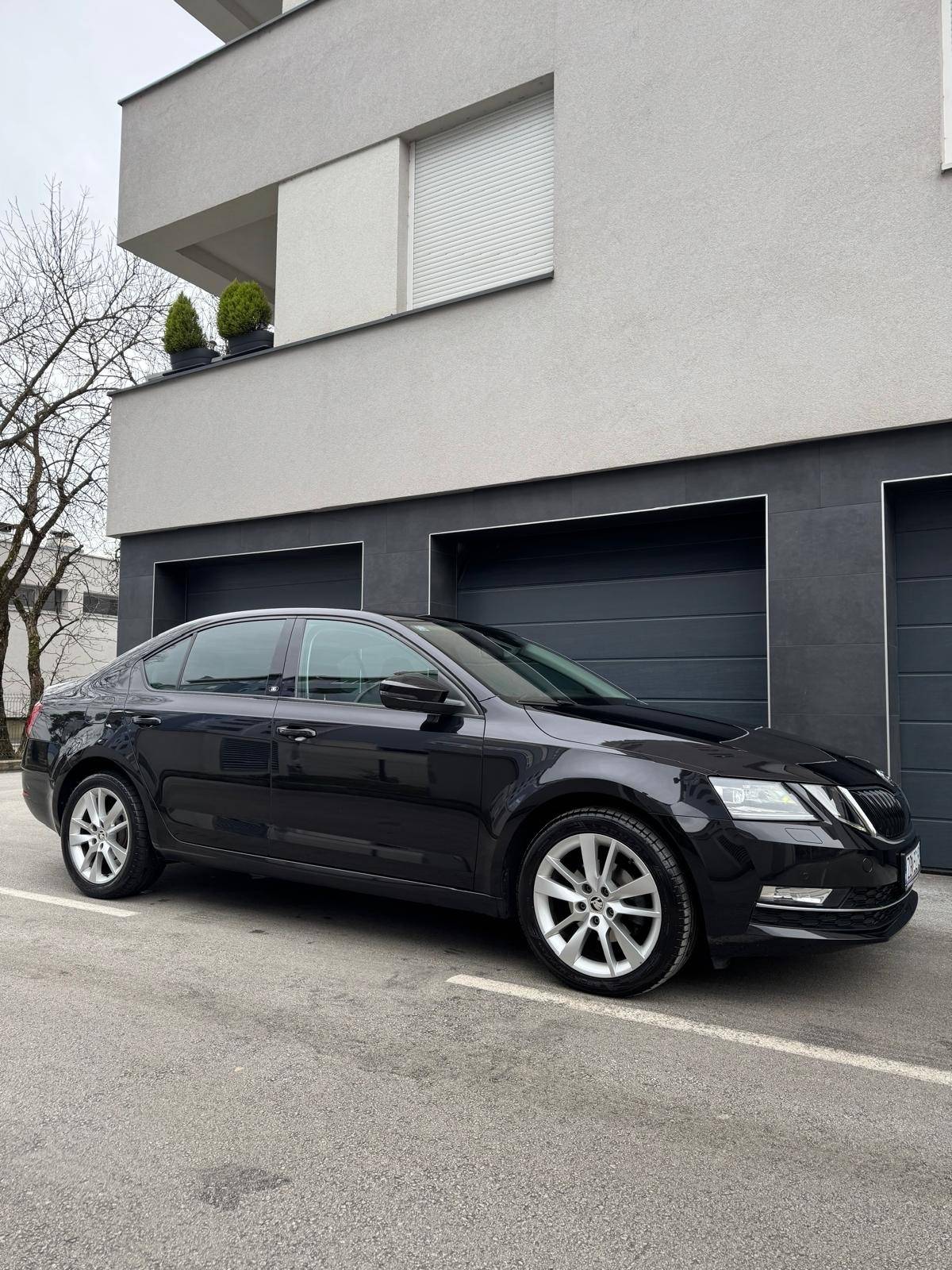 ŠKODA OCTAVIA 1.6TDI DSG STYLE /159tkm/prvi vlasnik/HR auto/
