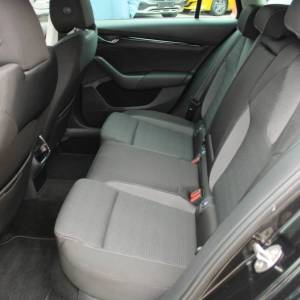 Škoda Octavia Combi 2.0 TDi DSG *LED, NAVIGACIJA*