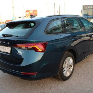 Škoda Octavia Combi 2.0 TDi 150ks DSG *LED, NAVIGACIJA, KAMERA*