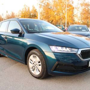 Škoda Octavia Combi 2.0 TDi 150ks DSG *LED, NAVIGACIJA, KAMERA*