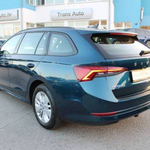 Škoda Octavia Combi 2.0 TDi 150ks DSG *LED, NAVIGACIJA, KAMERA*