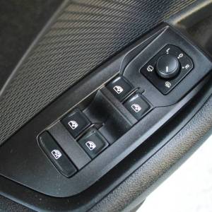 Škoda Octavia Combi 2.0 TDi 150ks DSG *LED, NAVIGACIJA, KAMERA*