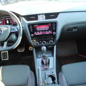 Škoda Octavia Combi VRS 2.0 TDi DSG - nije uvoz