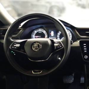 Škoda Superb 2.0 TDI BUSINESS