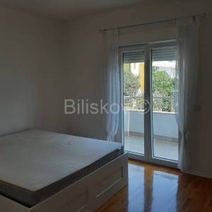 Škrape Split 3 sobe dugoročan najam