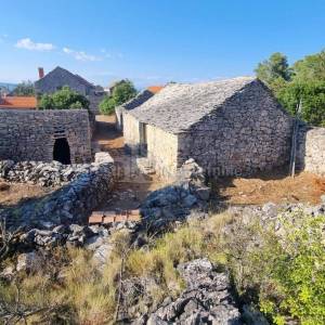 Slikovita Kamena Kuća na Otoku  Hvaru