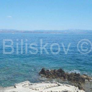 Šolta.  građevinska parcela 2022 m2