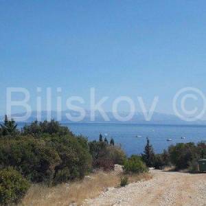 Šolta.  građevinska parcela 2022 m2