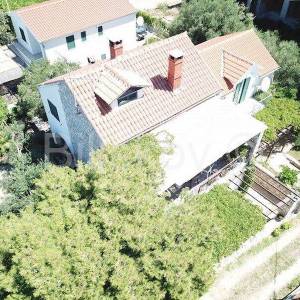 Šolta Maslinica 2 kuće 120 m od mora