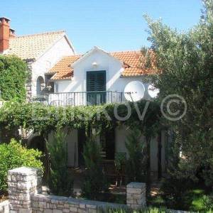 Šolta Maslinica 2 kuće 120 m od mora