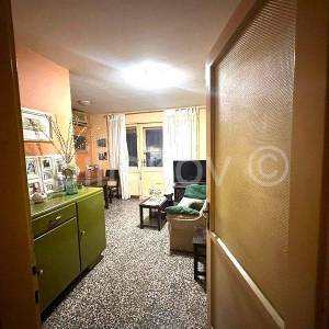 Split, Bačvice - dvosoban stan u manjoj zgradi, prodaja