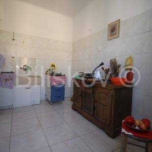 Split, Bačvice trosoban 79 m2 + 2 balkona 10 m2, 50 m od mora