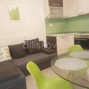 Split Bol najam do sezone 2 sobe