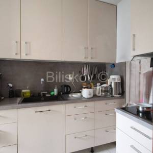 Split, Brodarica, prodaja trosoban stan103m2, parking 27m2