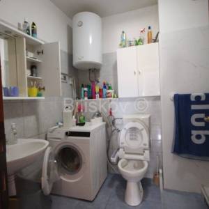 Split, Brodarica, prodaja trosoban stan103m2, parking 27m2