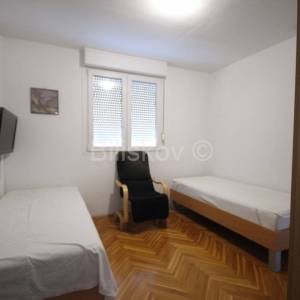 Split, Brodarica, prodaja trosoban stan103m2, parking 27m2