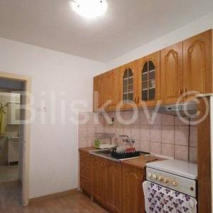 Split, centar, dvosoban stan 60m2 na 2.katu stambene zgrade
