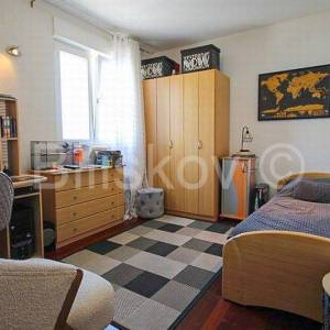 Split, Dragovode dvosoban stan 70 m2, terasa 75 m2 i parking 17 m2