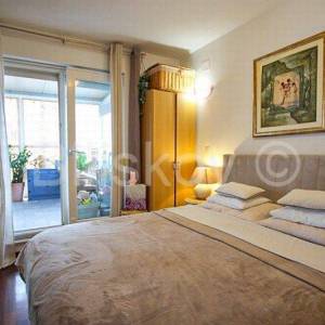 Split, Dragovode dvosoban stan 70 m2, terasa 75 m2 i parking 17 m2