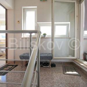 Split, Dragovode dvosoban stan 70 m2, terasa 75 m2 i parking 17 m2