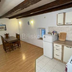 Split Grad najam do sezone za 7 osoba