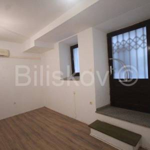 Split, Grad poslovni prostor 112 m2 u prizemlju