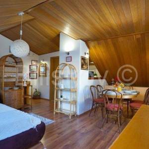 Split, Grad troetažni stan sa samostalnim ulazom u kuću u centru grada