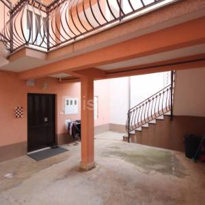 Split, Kila, prodaja dvojna kuća, 3 stana