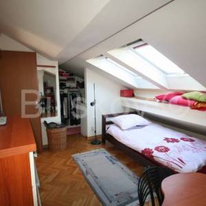 Split, Lučac, stan u zgradi