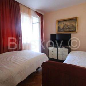 Split, Pojišan, prodaja trosoban stan 52 m2