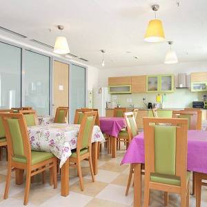 Split-Poljička cesta, poslovni prostor na 1. katu zgrade, 58m2