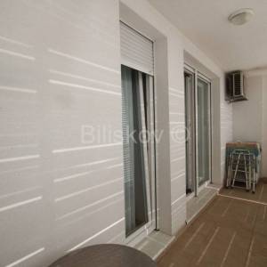 Split, prodaja stan, 2 parkirna mjesta, pogled na more