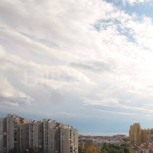 Split, prodaja stan, 2 parkirna mjesta, pogled na more
