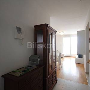 Split, prodaja stan, 2 parkirna mjesta, pogled na more