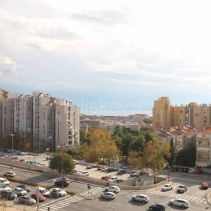 Split, prodaja stan, 2 parkirna mjesta, pogled na more