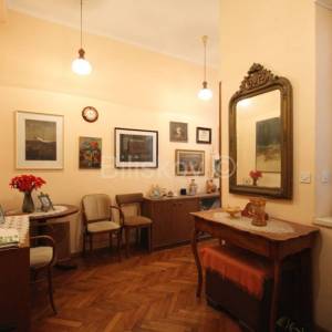 Split, Riva, Zapadna obala, prodaja stan ekskluziva